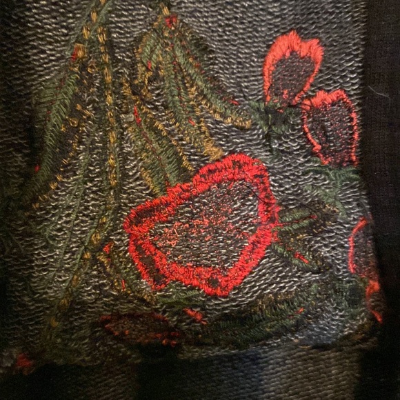 Embodied floral small coat, T-shirt jacket, shacket - Picture 8 of 15